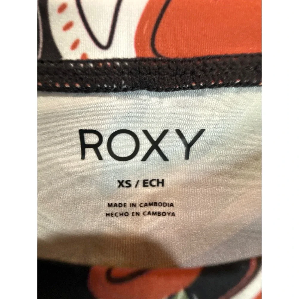 Roxy Womens Long Sleeve Rash Guard Tropical Floral‎ Print UPF 50 Swim Top XS NWT